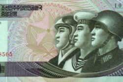 C 4730 COREIA DO NORTE 10 WON FE