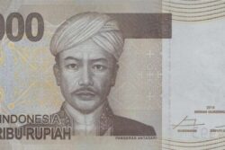 C 5153 INDONÉSIA 2.000 RUPIAH FE