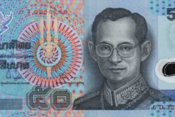 C 6245 TAILÂNDIA 50 BAHT ( POLÍMERO ) FE