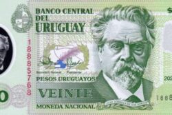 C 3755 URUGUAI 20 PESOS URUGUAYOS ( POLÍMERO ) FE