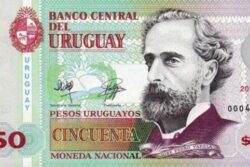 C 3757 URUGUAI 50 PESOS URUGUAYOS FE