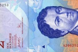 C 3801 VENEZUELA 2 BOLÍVARES FE