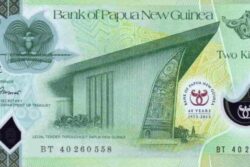 C 9786 Papua Nova Guiné 2 Kina ( Polímero ) Fe