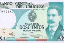 C 3785 URUGUAI 200 NUEVOS PESOS FE